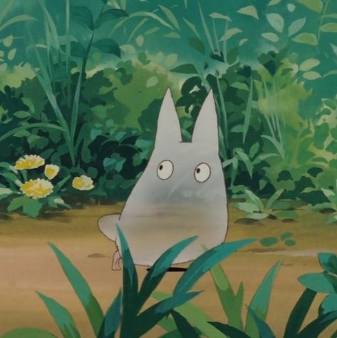 My Neighbor Totoro icons ----> like / reblog if you use or save Father To Be, House In The Country, Ghibli Artwork, Studio Ghibli Art, Green Theme, Younger Sister, Ghibli Art, Ghibli Movies, Animation Screencaps