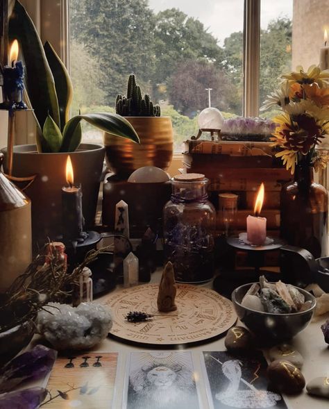 Witchy Table, A Lot Of Friends, Lot Of Friends, Spiritual Style, Witchcraft Altar, Hufflepuff Aesthetic, Not My Circus, England Homes, Witch Spirituality