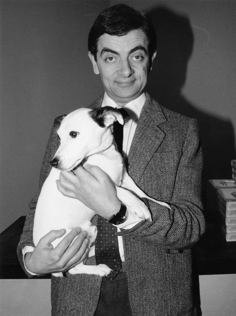 Rowan Atkinson and Nipper - hmv Manchester opening - March 1990 English Knights, Johnny English, Rowan Atkinson, A Knight's Tale, Mr Bean, Creature Comforts, Body Poses, Life Art, Manchester