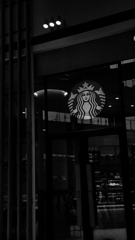 Starbucks Coffee Aesthetic, Starbucks Wallpaper, Android Wallpaper Dark, Black And White Picture Wall, Feature Wallpaper, Coffee Wallpaper, Coffee Aesthetic, Edgy Wallpaper, Black And White Wallpaper