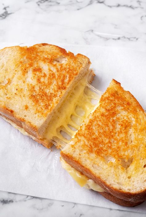 These Are the Best Cheeses for Grilled Cheese, According to Chefs Best Bread For Grilled Cheese Sandwiches, Best Grilled Cheese Recipe, Classic Grilled Cheese Sandwich, Best Cheese For Grilled Cheese, Elevated Grilled Cheese, Fresh Mozzarella Grilled Cheese, Cheeses For Grilled Cheese, Healthier Grilled Cheese, Oven Baked Grilled Cheese Sandwiches