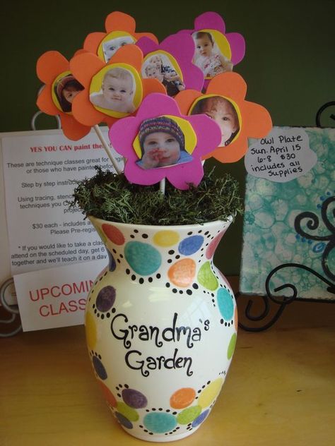 Grandma Diy, Grandparents Day Crafts, Diy Frühling, Grandma's Garden, Grandparents Day Gifts, Spring Craft, Diy Gifts For Kids, Spring Projects, Mothers Day Crafts For Kids