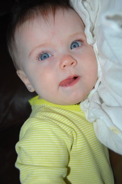 Cute and Adorable babies in the World Forever Blue Eyes Baby Boy, Babies With Blue Eyes, Baby Boy Blue Eyes, Baby With Blue Eyes, Blue Eyes Baby, Baby Blue Eyes, Blue Eyed Baby, Cute Babies Photography, Baby Eyes