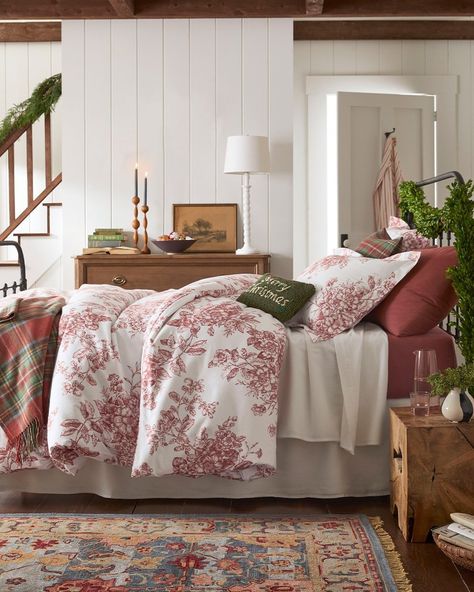 Garnet Hill (@garnet.hill) • Instagram photos and videos Holiday Sheets Bed, Red Holiday Bedding, Winter Cozy Bedding, Red Bedroom Accents, Holiday Bedding Bedrooms, Toile Decor, Christmas Bedrooms, Bedroom Christmas Decor, Shop Bedding