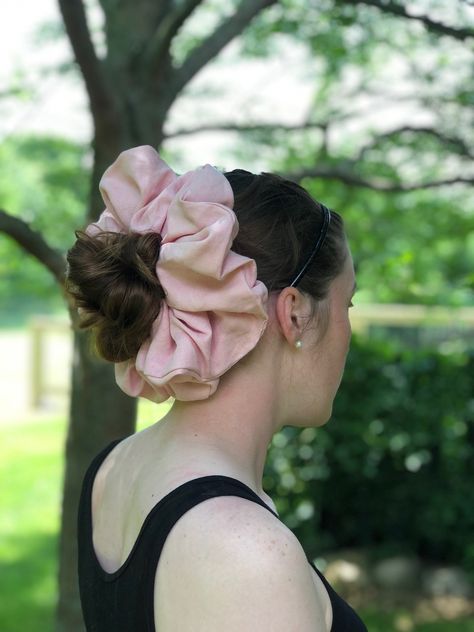 Large Scrunchie Hairstyles, Big Scrunchies Hairstyles, Soft Pink Hair, Linen Scrunchie, Pink Hair Tie, Giant Scrunchie, Big Scrunchies, Jumbo Scrunchies, Valentines Hair