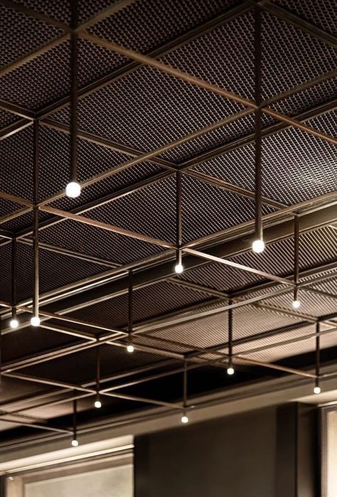 Zigarren Lounges, Network Design, Office Ceiling, Interior Ceiling Design, Industrial Ceiling, Showroom Interior Design, Ceiling Detail, Ceiling Treatments, Dropped Ceiling