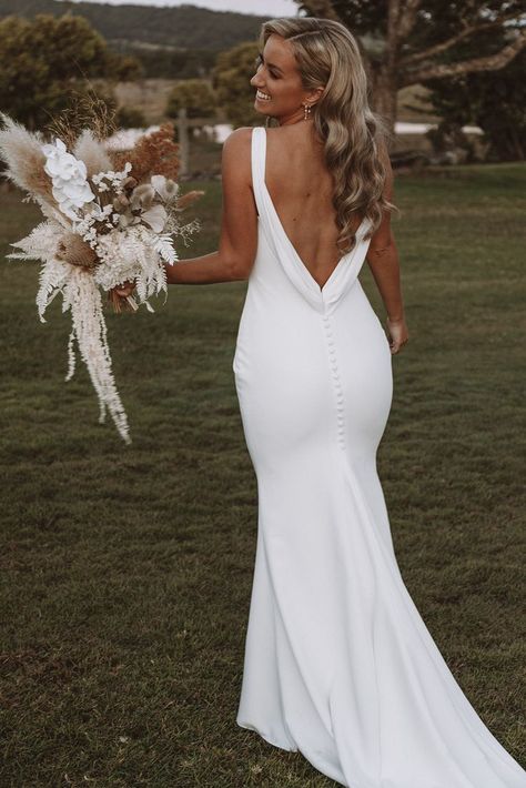 Simple Wedding Dresses, Wedding Dresses Mermaid, Classy Wedding Dress, Dresses Romantic, Wedding Dresses Ball Gown, Pretty Wedding Dresses, Wedding Dresses With Sleeves, Dresses Simple, Dream Wedding Ideas Dresses