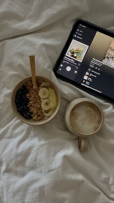 Breakfast, coffee, cappuccino, music, Spotify, playlist ideas, fruit, healthy, morning Early Morning Breakfast Aesthetic, Cozy Breakfast Ideas, Breakfast Ideas School Mornings, Morning Playlist Cover, Breakfast Aesthetic Mornings, Morning Breakfast Aesthetic, Healthy Breakfast Aesthetic, Morning Routine Breakfast, Good Morning Aesthetic