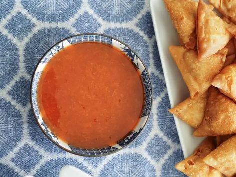 Apricot Sauce with Sriracha Sriracha Recipe, Yum Yum Sauce Recipe, Asian Cusine, Steak Burrito, Apricot Sauce, Asain Food, Katie Lee Biegel, Summer Shrimp, Sriracha Recipes