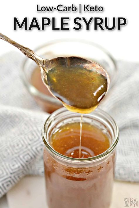 This recipe for keto maple syrup has NO net carbs! It's a carb-free and sugar-free topping for keto pancakes or chaffles. Keto Syrup Recipe, Keto Maple Syrup, Keto Syrup, Brown Sugar Simple Syrup, Maple Syrup Recipes, Syrup Recipes, Keto Sauces, Low Carb Pancakes, Keto Biscuits