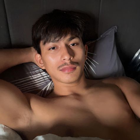 Mingyu Model, Handsome Latino Men, Handsome Boyfriend Pictures, Latino Boys, Thai Guys, Men Fade Haircut Short, Filipino Guys, Thai Men, Men Abs