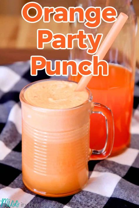 Orange Party Punch, Orange Punch Recipes, Holiday Party Punch, Spring Eats, Friday Cocktails, Punch Recipes For Kids, Halloween Birthday Parties, Easy Party Punch, Easy Drinks To Make