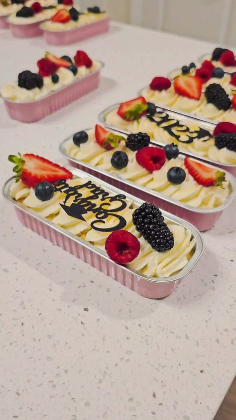 ❗️❗️Tres leches cakes ❗️❗️ Guz Bakery #baking #postrescaseros #minicake #tresleches #huttotx | Guz Bakery | Carla Morrison · Todo Pasa Mini Tres Leches Cake Tins, Individual Tres Leches Cake, Tres Leches Mini Cake, Mini Tres Leches Cake, Bake Sell, Tres Leches Cake, Tres Leches, Gift Cake, Cake Tins