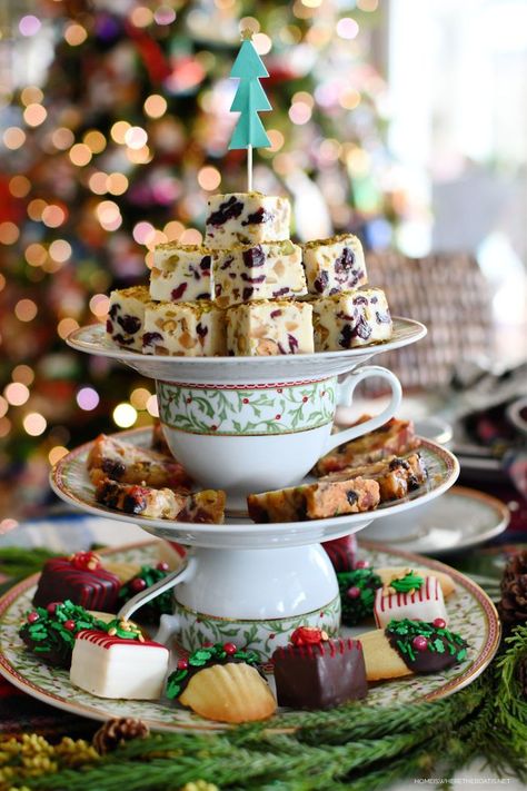 Christmas Tea Decor, Christmas Tea Decorations, Christmas Tea Menu Ideas, Christmas Tea Tablescapes, Christmas Tea Party Decorations, Nutcracker Tea Party Ideas, Christmas Tea Party Table Settings, Christmas Tea Ideas, Tea Tray Ideas