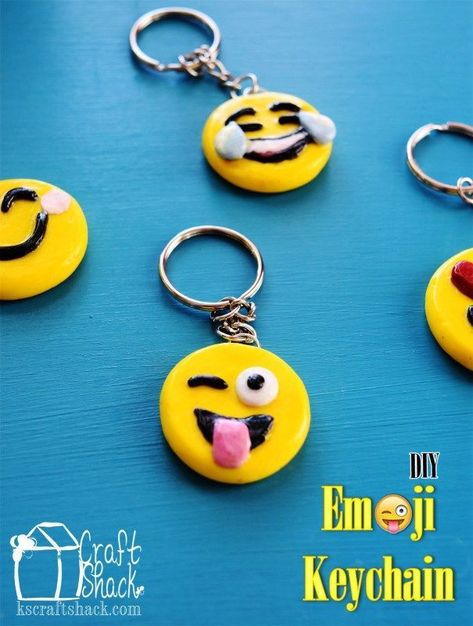 Polymer clay keychain. 8 fun emoji crafts- diythough. Classroom Valentines Gifts, Emoji Craft, Clay Crafts For Kids, Clay Keychain, Polymer Crafts, Cute Clay, Polymer Clay Projects, Diy Keychain, Easy Diy Crafts