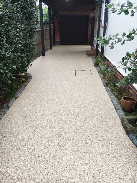 Pebble Driveway, Front Driveway Ideas, Front Garden Ideas Driveway, Driveway Materials, Front Driveway, Garden Ideas Driveway, Resin Bound Driveways, Front Path, Resin Driveway