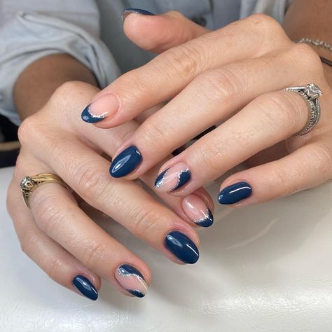 Royal Blue And Silver Nails, Navy And Silver Nails, Navy Blue Nail Designs, Blue Stiletto Nails, Blue Prom Nails, Ideas For Short Nails, Blue And Silver Nails, Hoco Nails, Silver Nail Designs