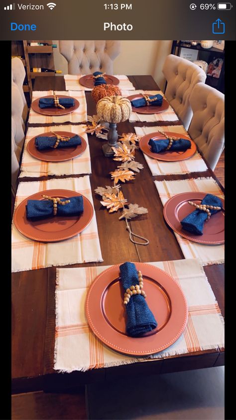 Navy And Orange Fall Decor Kitchen, Navy Fall Decor, Burnt Orange Kitchen, Orange Dining Room, Burnt Orange Living Room, Fall Decor Kitchen, Burnt Orange Decor, Orange Fall Decor, Thanksgiving Table Settings Simple