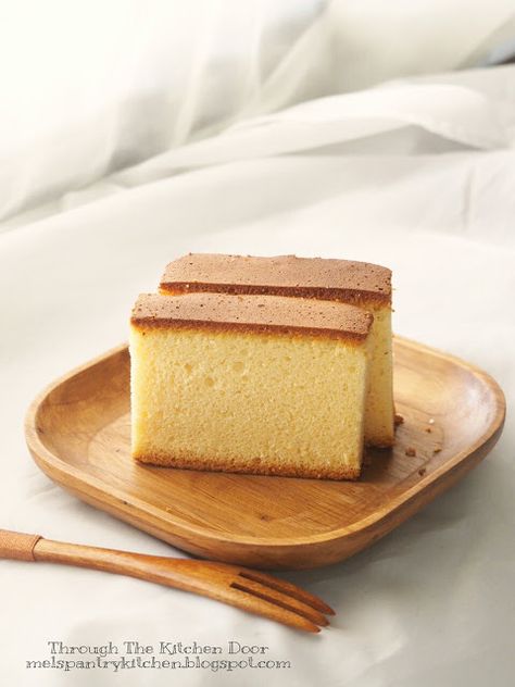 Castella Cake Recipe, Castella Cake, Japanese Bakery, Diy Cakes, Foodgawker Recipes, Twins Cake, Japanese Desserts, Japanese Cake, Baking Desserts