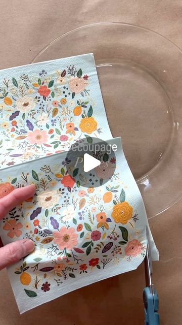 264 likes, 28 comments - jenniferrizzodesigncompany on June 5, 2024: "Pretty, summery custom plates and decoupage? Yes please! See tips and supplies below for making these dishes for a pretty summer table! This is an easy and fun project you’ll want to save for later! ✂️ Supplies: Pretty napkins Clear glass plate Brush Dishwasher safe Mod Podge Multi-purpose paint in color of choice Tips: ✨As seen in the video you’ll use multiple coats of Mod Podge ✨ Using the multipurpose paint and dishwas Decoupage Glass Plates, Napkin Decoupage Vases, Decoupage On Glass Plates, Mod Podge Fabric On Wood, Decoupage Projects, Napkin Mod Podge Ideas, Decoupage Napkins, Decoupage Table Top Ideas, Napkin Decoupage Ideas