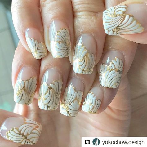 Akina on Instagram: “Art Deco vibes  for @yokochow.design 🖤 📷credit: @yokochow.design . . . #nails #nailart #gelnails #naildesign #negativespacenails…” Art Deco Acrylic Nails, Art Nouveau Nail Art, Art Nouveau Nails, Vintage Nail Art, Deco Nails, Negative Space Nails, Art Deco Nails, Vintage Nails, Design Nails