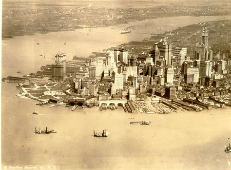 New York City, est. 1925 | Flickr - Photo Sharing! Usa History, New York City Buildings, Historic Pictures, Nyc History, Vintage Nyc, Penn Station, New York City Photos, Photography City, New York Pictures