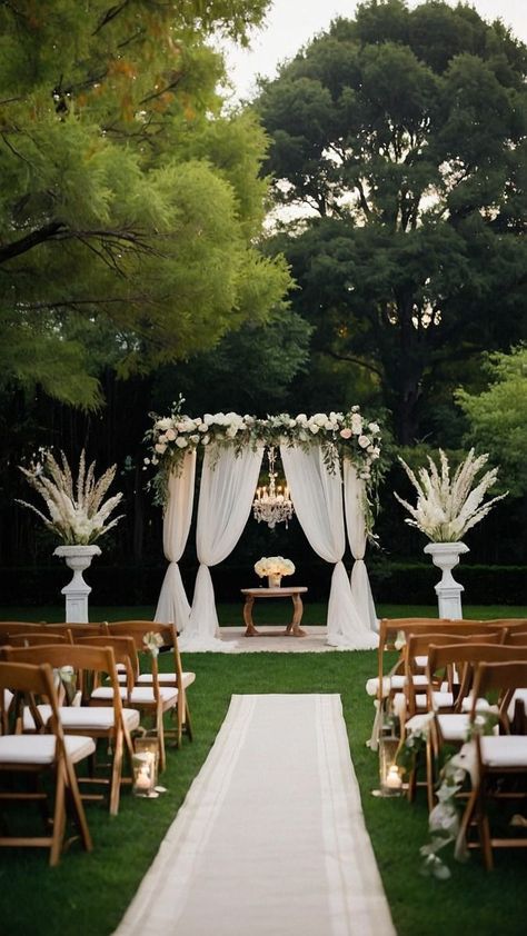 Wedding Place Ideas Outdoor, Summer Backyard Wedding Ceremony, Best Backyard Wedding Ideas, Ceremony Venue Ideas, Backdrop For Outdoor Wedding, Wedding Party Backyard, Outdoor Wedding Pergola, Outside Wedding Aesthetic, Small Yard Wedding Ideas