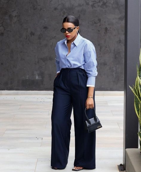 Business Casual Outfits Navy Pants, Navy Pants Winter Outfit, Corporate Outfits For Plus Size Women, Cooperate Outfits Black Women, Corporate Baddie Outfits Black Women, Navy Pants Outfit Work Women, Plus Size Corporate Baddie, Navy Blue Pants Outfit Work, Navy Blue Work Pants Outfit