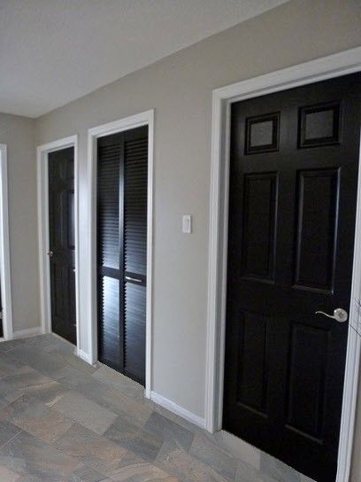 Grey walls, white trim, black doors, daltile ayers rock majestic mound tile Benjamin Moore Revere Pewter, Black Interior Doors, Revere Pewter, Black Doors, Interior Doors, New Wall, Benjamin Moore, Wooden Doors, Interior Paint