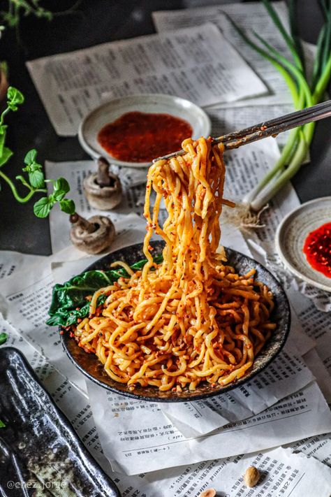 Vegan Dan Dan Noodles – Chez Jorge Chez Jorge, Dan Dan Noodles Recipe, Peanut Butter Substitute, Eating Noodles, Vegan Kimchi, Dan Dan Noodles, Vegan Chinese, Spiced Vegetables, Vegan Noodles