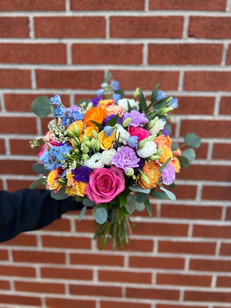 Bright Color Bouquet, Bright Flowers Wedding, Colourful Flower Bouquet, Prom Bouquet Ideas, Bridal Bouquet Bright, Bright Floral Arrangements, Bright Bridal Bouquet, Bright Floral Wedding, Mixed Flower Bouquet