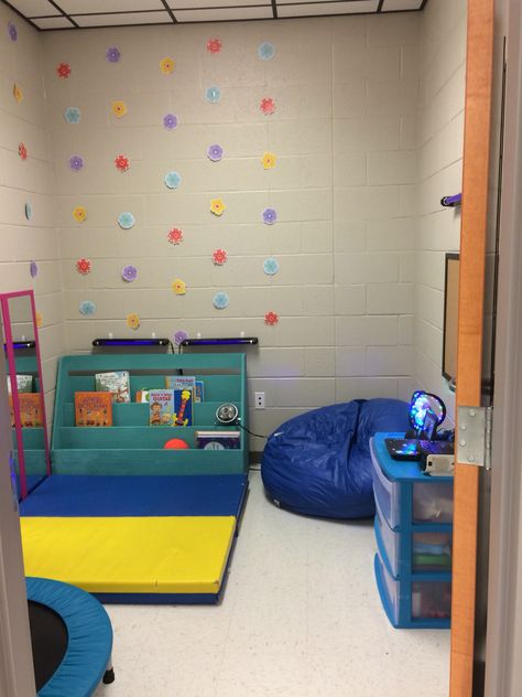 Special Education classroom setup #sensoryroom Special Education Classroom Organization, Special Education Classroom Setup, Preschool Mom, Education Preschool, Sped Classroom, Education Quotes Inspirational, Teacher Technology, Sensory Room, Education Organization