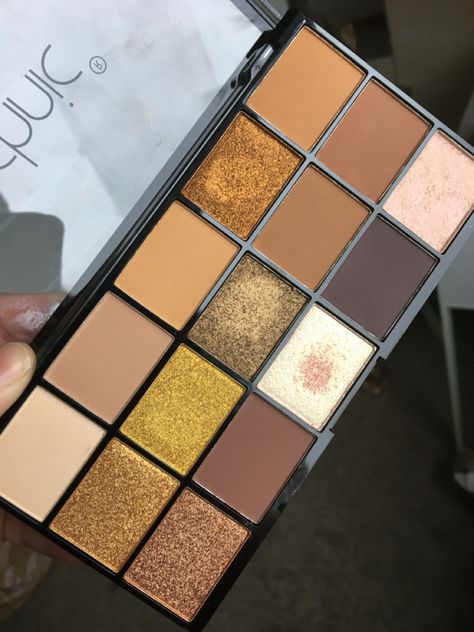 #dupes #dupeboss #urbandecayeyemakeup #technic #boujee #knockoff #palette #eyeshadowpalette #eyeshadow Technic Eyeshadow Palette, Makeup Eyeshadow Palette, Eye Palette, Makeup Eyeshadow, Urban Decay, Eye Shadow, Eyeshadow Palette, Honey, Makeup