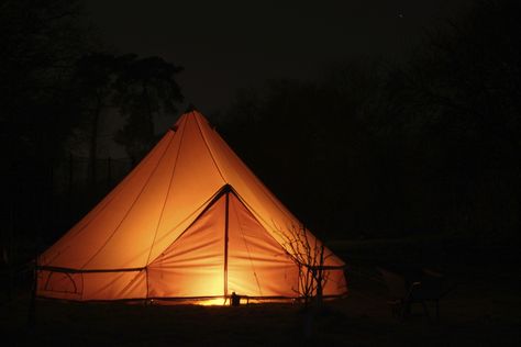 Bell tents at night! Tent At Night, Boutique Camping, Bell Tents, Tent Living, Bell Tent, Outdoor Tent, Vw T5, Vintage Trailers, Camping Trip