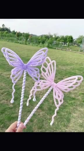 Flower Decorations Diy, Flower Bouquet Diy, Pipe Cleaner Crafts, Seni Dan Kraf, Pinterest Diy Crafts, Diy Crafts Paper Flowers, Kraf Diy, Fabric Flowers Diy, January 9