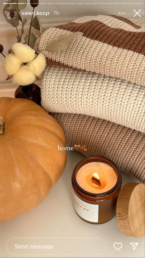 Cozy Fall Day Aesthetic, Cute Fall Aesthetic, Fall Aesthetic Pictures, Studera Motivation, Gilmore Girls Seasons, Hallowen Ideas, Autumn Instagram, Fall Mood Board, Pumpkin Spice Season