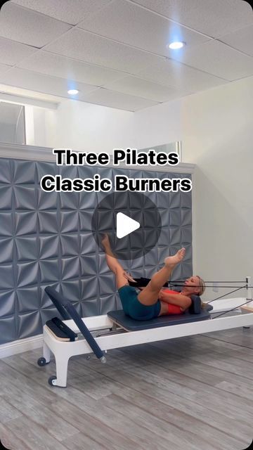 Tracey Mallett | Pilates Barre Home Workouts | Teacher Training on Instagram: "Try these THREE 3️⃣Pilates Classic Abs to fire up your core. 1. Coordination 2. leg Circles  3. Roll Overs  1 spring (red) or 1.5 springs (red/blue)   Excited to see what you think, as you know I love bringing may moves to the reformer so check out the leg circles 🙌  Join me for classes  on @pilatesbarreondemand   Plus, next round of reformer and mat teacher trainings @balanced_body body certifications coming up Reformer Two Oct 2-4th and Mat One September 24-26th (virtual and in person)   @pilatesnext is coming to Michigan @warehousepilates Sep 13-14th a few spots left 10 CEC’s virtual and in person.   DM for more info ℹ️  Shorts @greenappleactive soooo comfy! Top @cleoharper_activewear   #pilates #pilatesrefo Pilates Reformer Abs Core Workouts, Balanced Body Pilates Reformer, Reformer Pilates Before And After, Pilates With Bands, Reformer Pilates Workout, Pilates Workout Reformer, Pilates Reformer Workout Routine, Tricep Workout With Dumbbells, Pilates Fashion