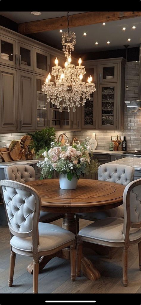 Elegant Kitchen Design, Elegant Dining Room, Elegant Kitchens, Kitchen Inspiration Design, Dream House Interior, The Ceiling, Decor Home Living Room, Elegant Dining, Home N Decor