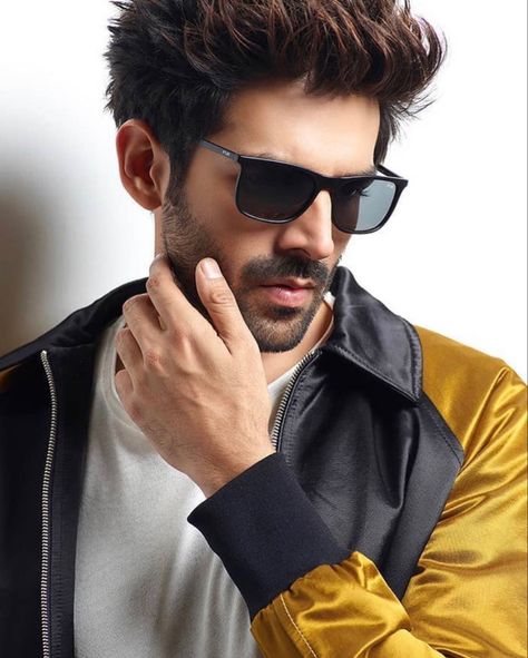 Sunglass Photoshoot, Dj Movie, Kartik Aaryan, Handsome Celebrities, Cool Boy Image, Stylish Photo Pose, Mens Casual Dress Outfits, Diy Clothes Life Hacks, Win Or Lose