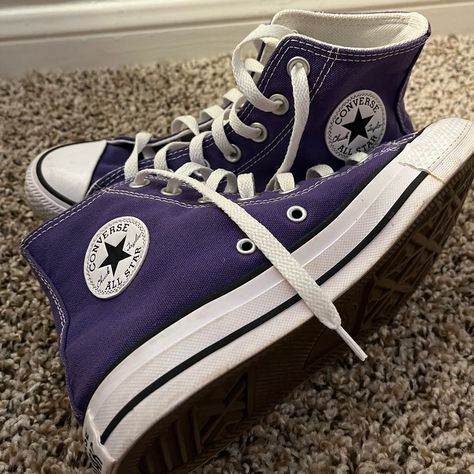 Us Size 6 Women’s Great Condition- Brand New Doesn’t Come In Original Packaging Converse Aesthetic Purple, Different Color Converse, Dark Purple Converse, Cute Purple Outfits, Nerd Shoes, Light Purple Shoes, Purple Converse High Tops, Lavender Converse, Converse Colors