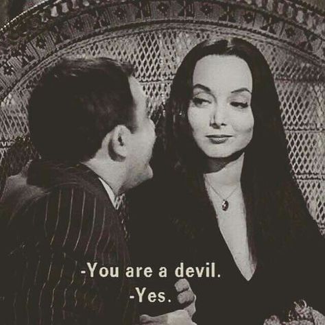 WWMD What would Morticia do? Unleash your inner devil 😈 this halloween weekend!! What are you planning to dress as? #trickortreat #halloween #morticiaaddams #winewipes 🎃🕸🕷 Addams Familie, Gomez And Morticia, Carolyn Jones, رورونوا زورو, Morticia Addams, Adams Family, رعب نفسي, Bonnie Bennett, I Love Cinema