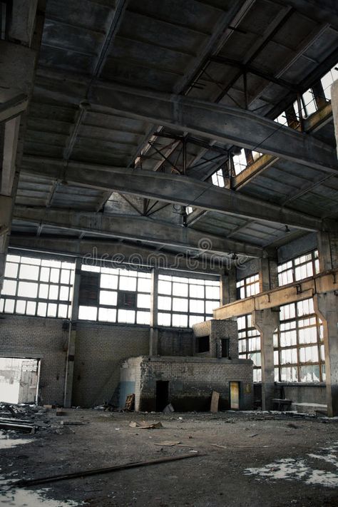 Old Industrial Interior, Abandon Building, Old Building Interior, Inside Building, Industrial Astethic, Old Buildings Interior, Industrial Pictures, Industrial Core Aesthetic, Industry Building