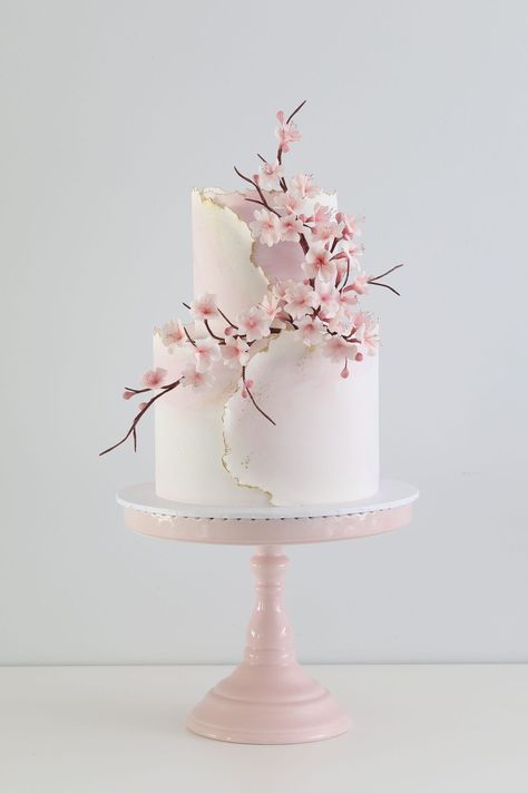 Cherry Blossom Wedding Cake, Cherry Blossom Party, Sakura Wedding, Cherry Blossom Cake, Wedding Color Schemes Spring, Cherry Blossom Theme, Cherry Blossom Wedding, Pink Wedding Cake, Spring Wedding Colors