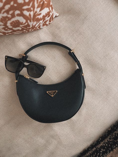 In love with my Prada bag - such a classic silhouette and very versatile to wear dressy or casual. Leather Bag Outfit, Bag Outfit, 2025 Vision, Brown Outfit, Prada Leather, Parisian Chic, Classic Silhouette, Prada Bag, Cloth Bags