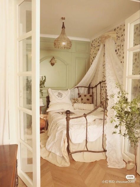 Casa Vintage, Dream House Rooms, Cozy Room Decor, Vintage Room, Dream Room Inspiration, Room Makeover Bedroom, Dream House Interior, Room Makeover Inspiration, Cozy Room