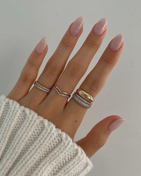 Mejuri Rings, Bridal Jewellery Inspiration, Cute Engagement Rings, Gold Ring Designs, Jewelry Accessories Ideas, Ring White Gold, Classy Jewelry, Girl Jewelry, Girls Nails