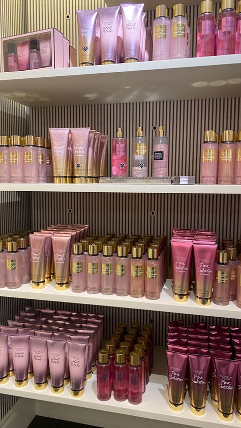 Victoria Secret Perfume Body Spray, Perfume Victoria Secret, Profumo Victoria Secret, Koleksi Parfum, Victoria Secret Body Spray, Perfume Body Spray, Victoria Secret Perfume, Victoria Secret Body, Perfume Lover