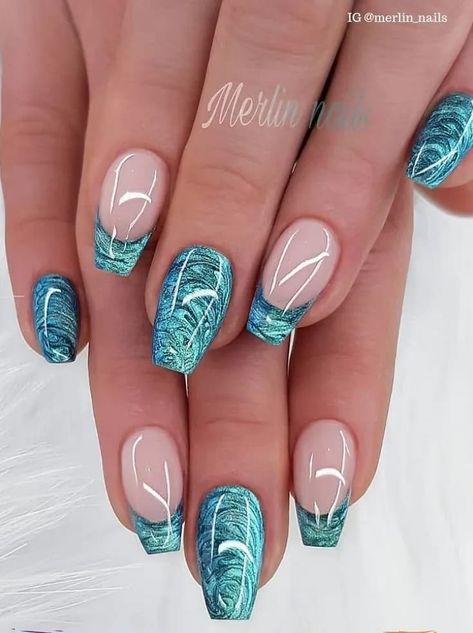 Bermuda Nail Designs, Heart Gel Nail Designs, Pretty Blue Nails Acrylic, Turquoise Blue Nails, Teal Nail Designs, Teal Nails, Turquoise Nails, White Nail Art, Pretty Nail Art Designs