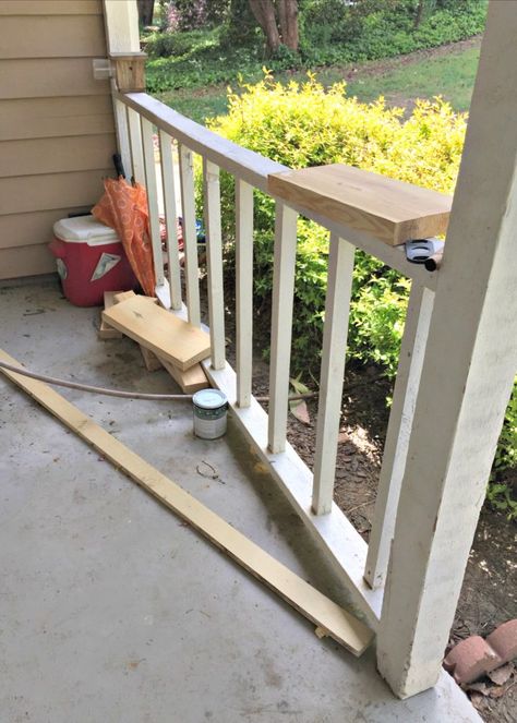 Porch Without Railing, Porch Railing Diy, Porch Banister, Porch Step Railing, Front Porch Railing Ideas, Porch Upgrades, Front Porch Stairs, Porch Handrails, Porch Repair