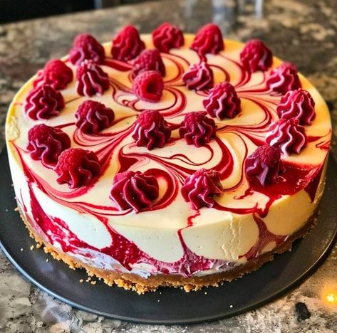 Recipes tower White Chocolate Raspberry Cake, Raspberry Swirl Cheesecake, White Chocolate Raspberry Cheesecake, Chocolate Raspberry Cheesecake, Swirl Cheesecake, Raspberry Desserts, White Chocolate Cheesecake, Easy Cheesecake Recipes, Raspberry Cake